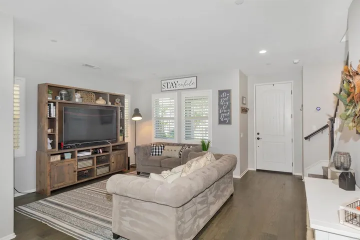 21618 Saddle Bred Lane, Escondido, California 92029