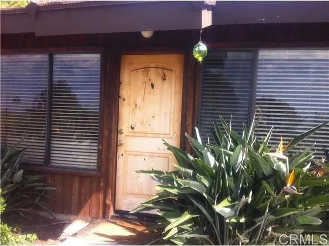 667 A Hoska Drive, Del Mar, California 92014