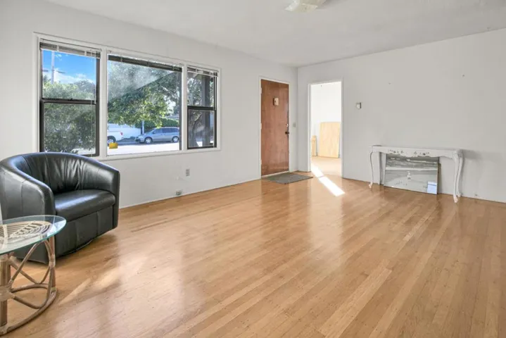 511 Laguna Street, Santa Cruz, California 95060