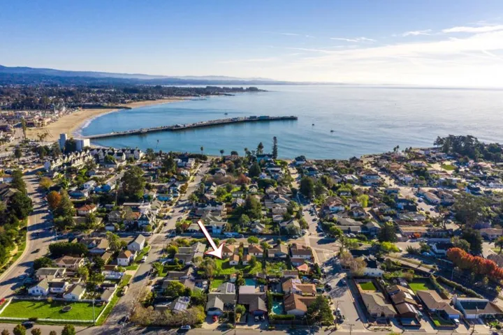 511 Laguna Street, Santa Cruz, California 95060