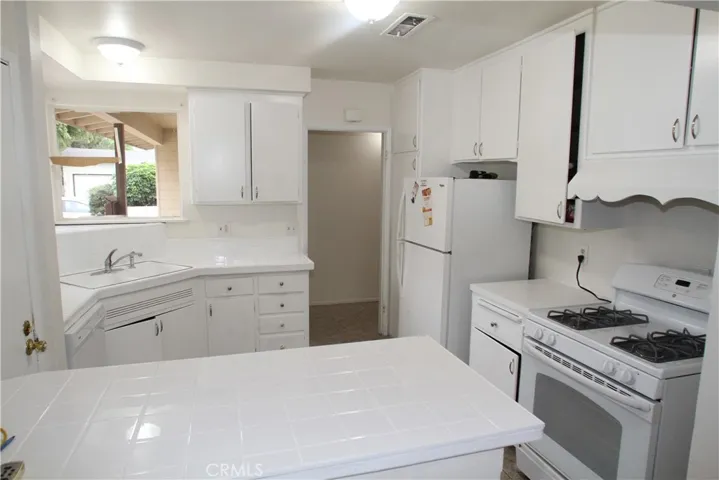 1212 W Jacaranda Place, Fullerton, California 92833