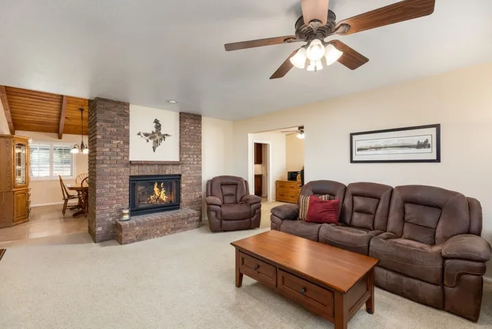 5859 Steve Street, Jurupa Valley, California 92509