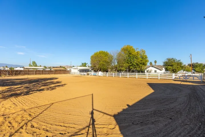 5859 Steve Street, Jurupa Valley, California 92509