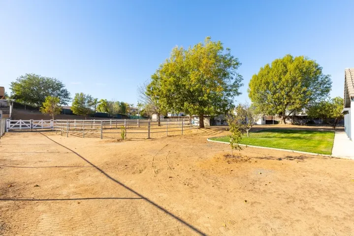 5859 Steve Street, Jurupa Valley, California 92509