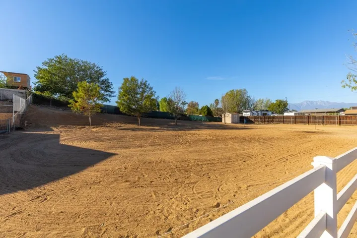 5859 Steve Street, Jurupa Valley, California 92509