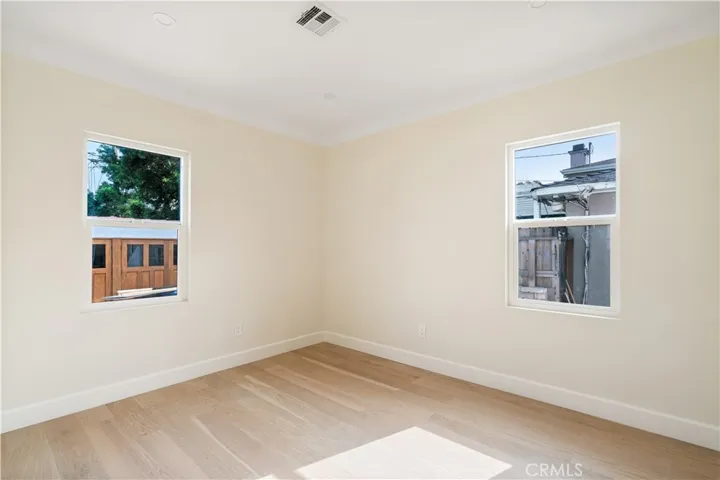 8314 Holy Cross Pl, Los Angeles, California 90045