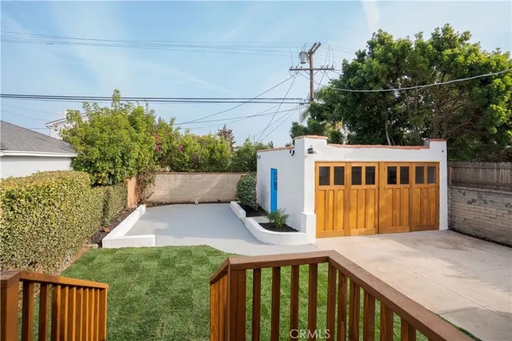 8314 Holy Cross Pl, Los Angeles, California 90045