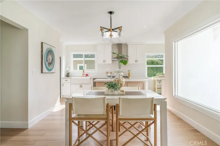 8314 Holy Cross Pl, Los Angeles, California 90045