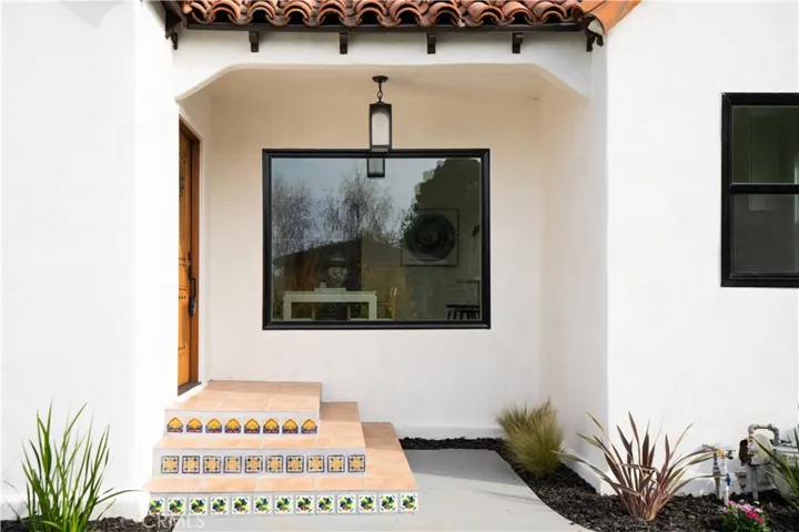 8314 Holy Cross Pl, Los Angeles, California 90045
