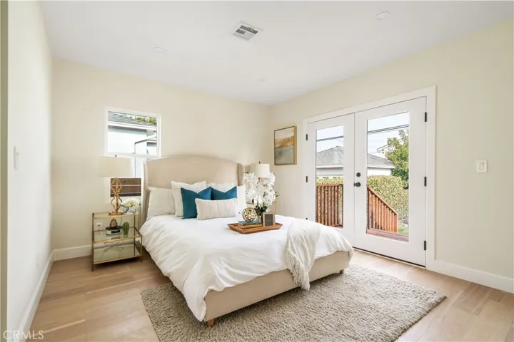 8314 Holy Cross Pl, Los Angeles, California 90045