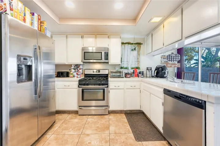 713 E Margarita Road, Rialto, California 92376