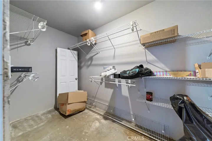 Unit C walk-in closet