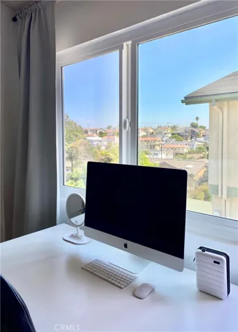 1911 Mathews Avenue 4, Redondo Beach, California 90278