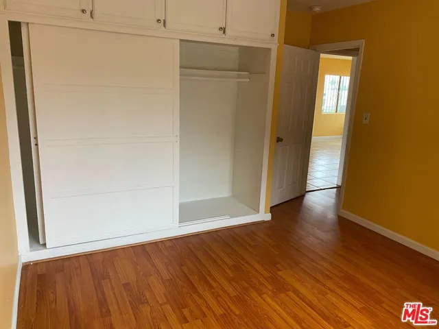 2610 1/2 W Florence Avenue, Los Angeles, California 90043