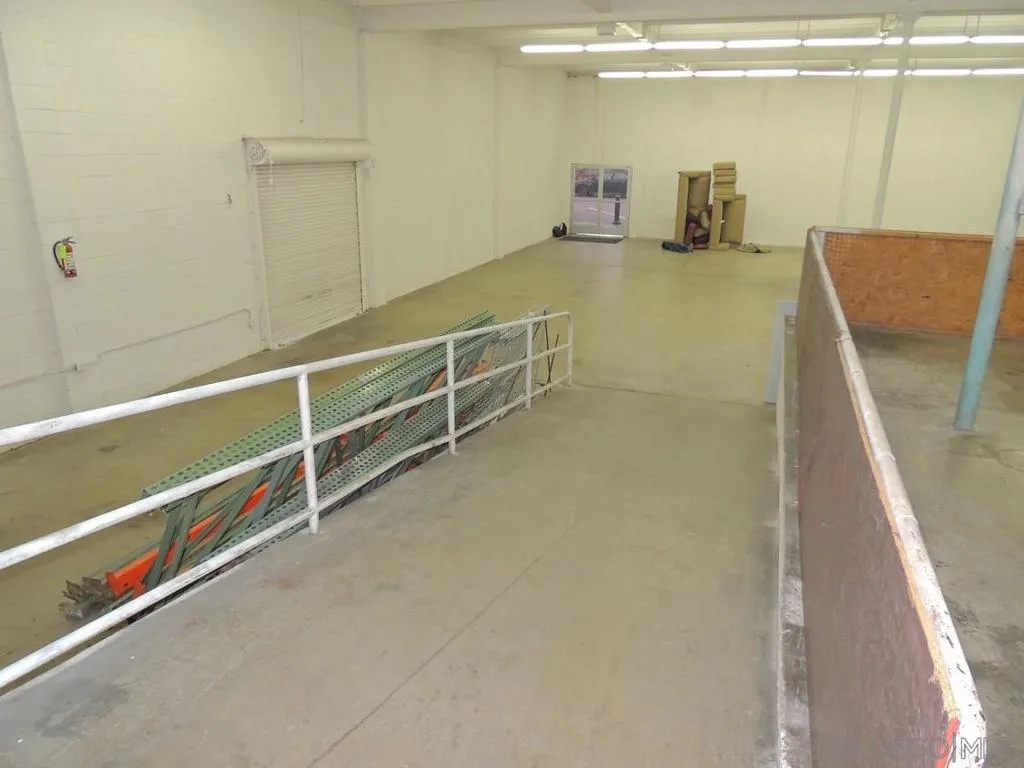 gallery-image 3