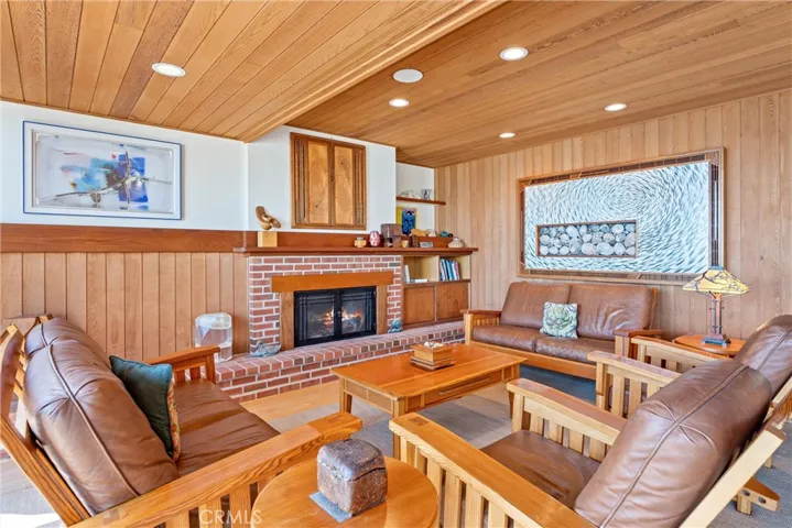 1911 Ocean Way, Laguna Beach, California 92651