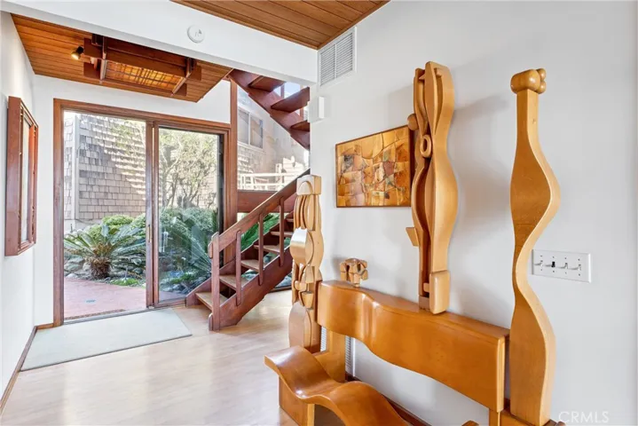 1911 Ocean Way, Laguna Beach, California 92651