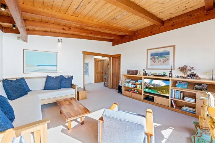 1911 Ocean Way, Laguna Beach, California 92651