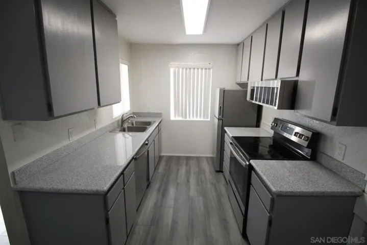 10332 Caminito Aralia 110, San Diego, California 92131