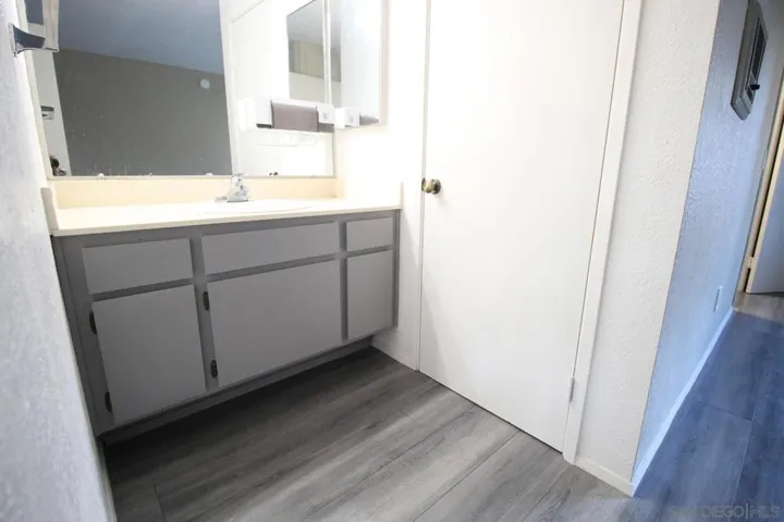 10332 Caminito Aralia 110, San Diego, California 92131