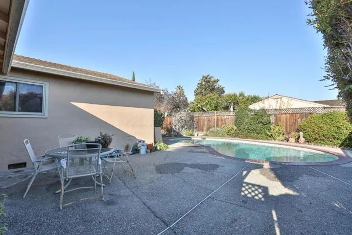 443 Ridgefarm Drive, San Jose, California 95123