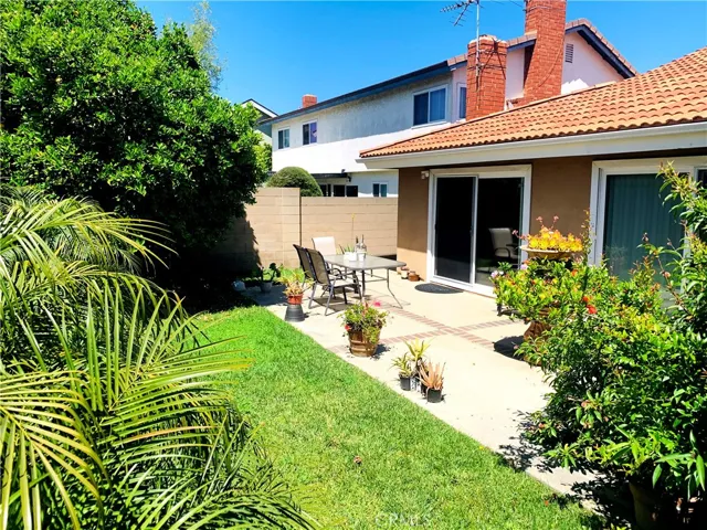 18893 Santa Isadora Street, Fountain Valley, California 92708