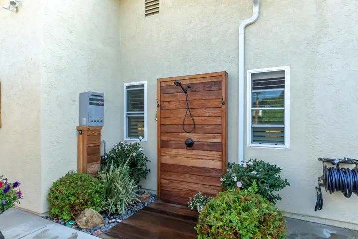 Outdoor shower, Great for rinsing off after a day at the beach.