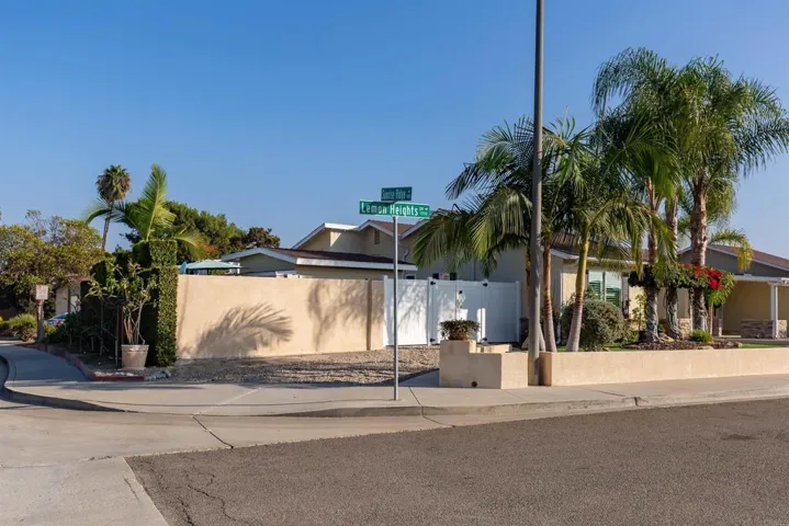 1702 Lemon Heights Drive, Oceanside, California 92056