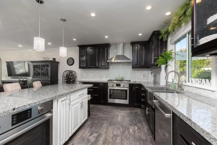 1702 Lemon Heights Drive, Oceanside, California 92056