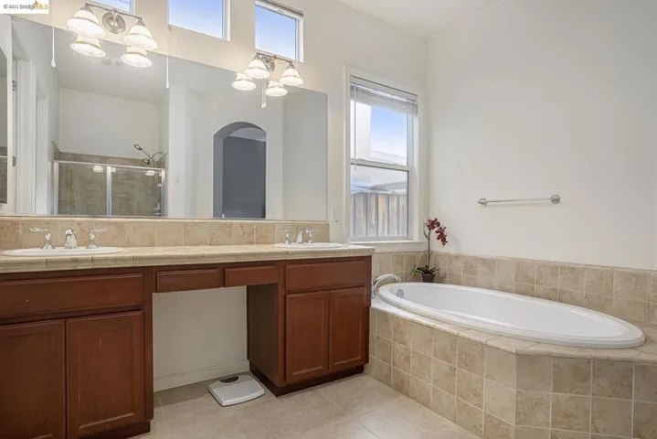 109 Little Ranch Circle, Oakley, California 94561