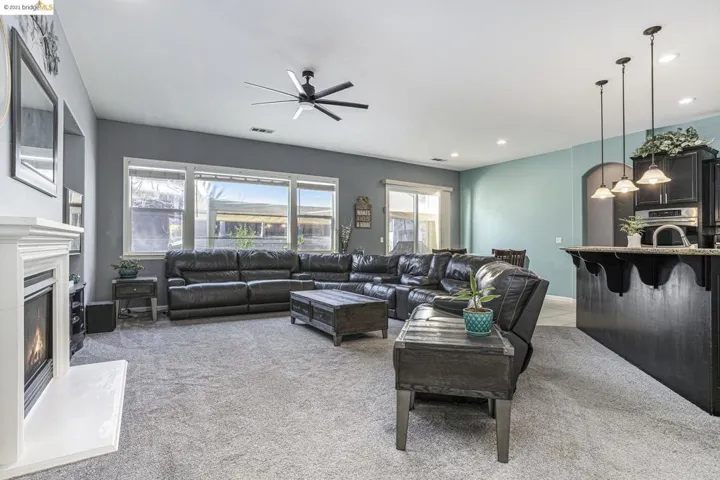 109 Little Ranch Circle, Oakley, California 94561