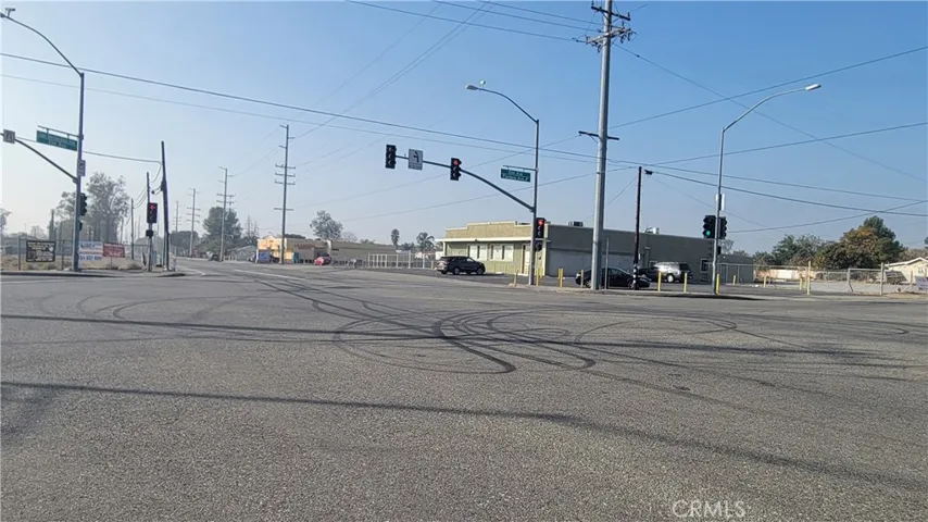 15482 San Bernardino Avenue, Fontana, California 92335