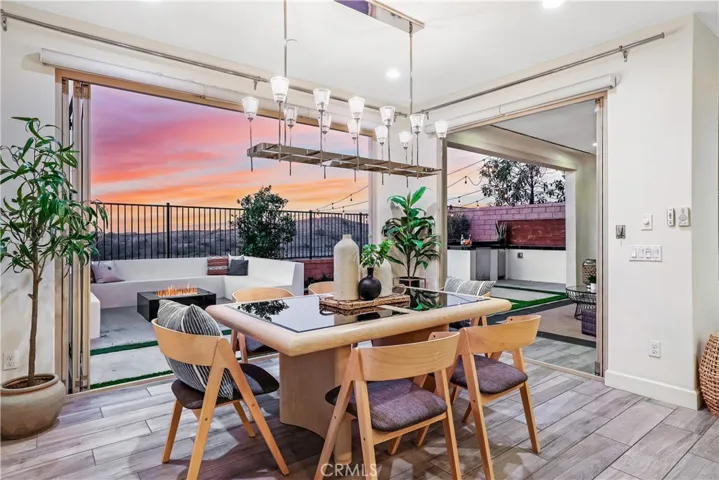 327 Laurel, Lake Forest, California 92630