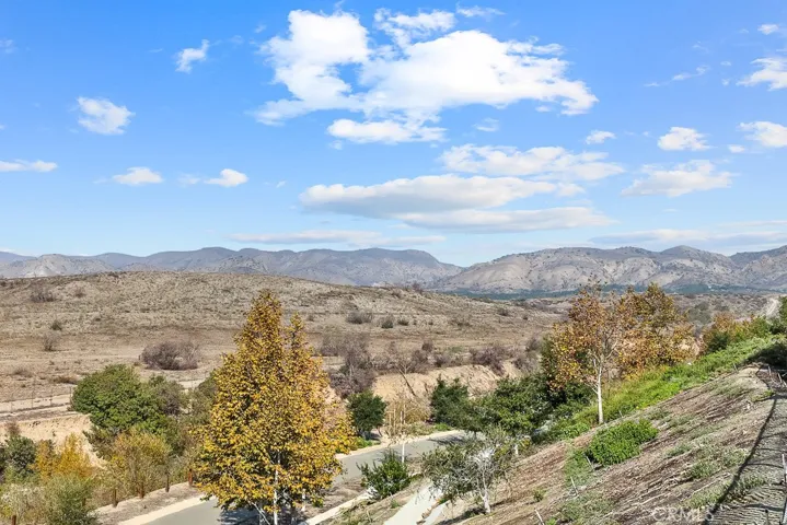 327 Laurel, Lake Forest, California 92630