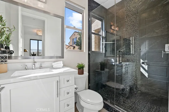 327 Laurel, Lake Forest, California 92630