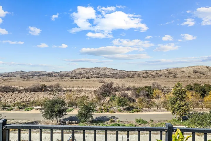 327 Laurel, Lake Forest, California 92630