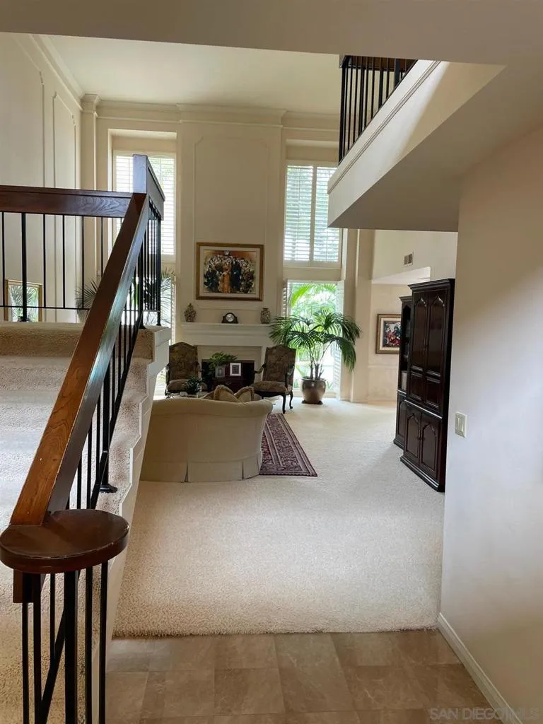 8206 Caminito Lacayo, California home-pic-7