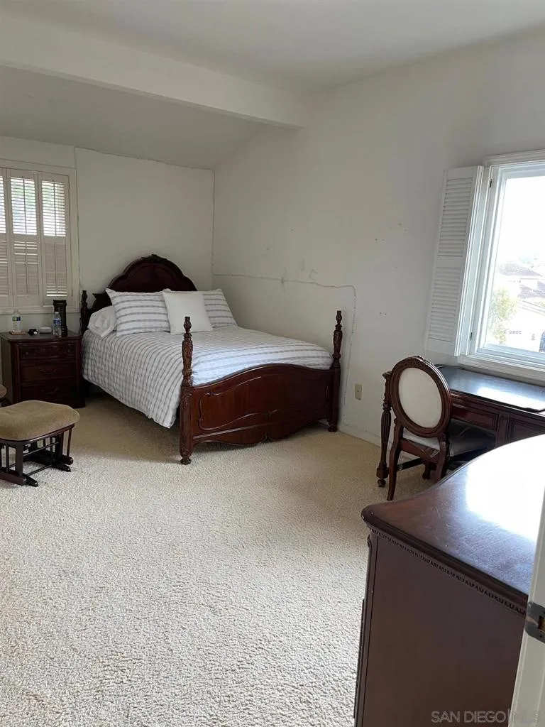 8206 Caminito Lacayo, California home-pic-11