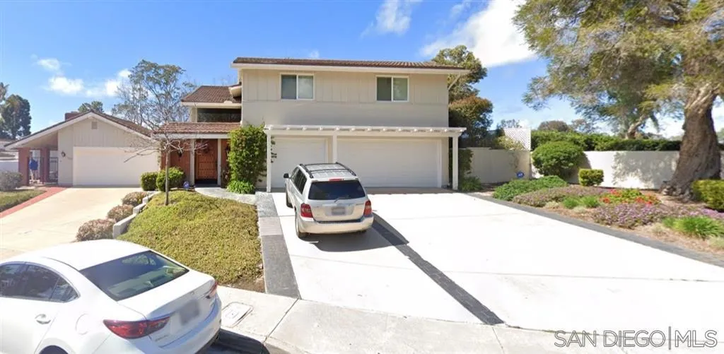 8206 Caminito Lacayo, California home-pic-0