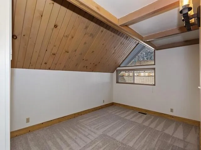 016_Bedroom