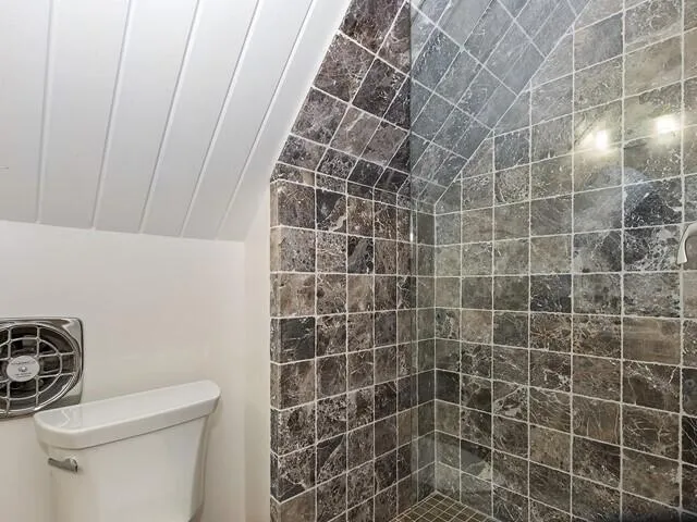025_Bathroom