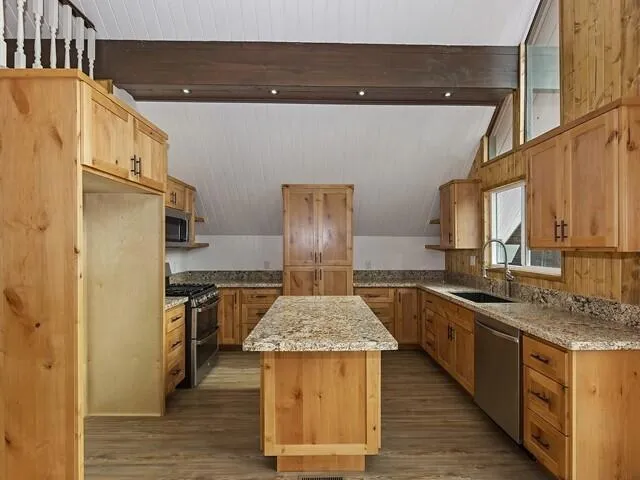 008_Kitchen