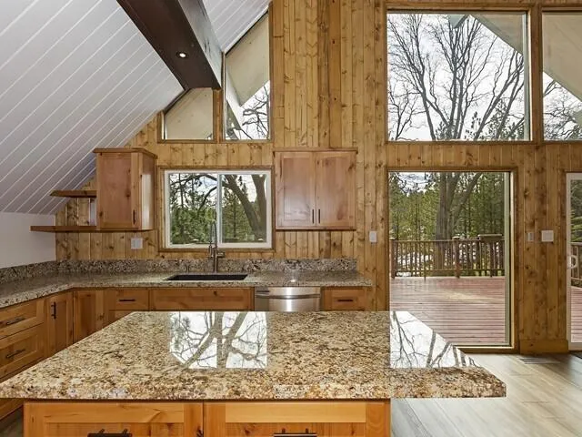 010_Kitchen