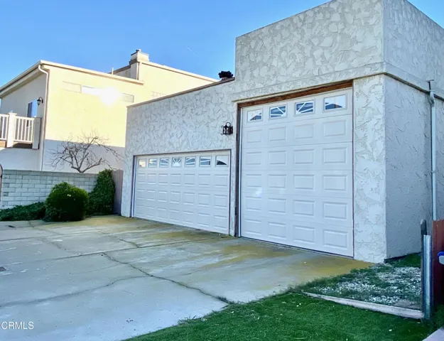 Extra-Tall Garage