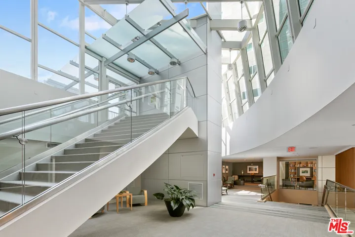 13600 Marina Pointe Drive 1008, Marina Del Rey, California 90292