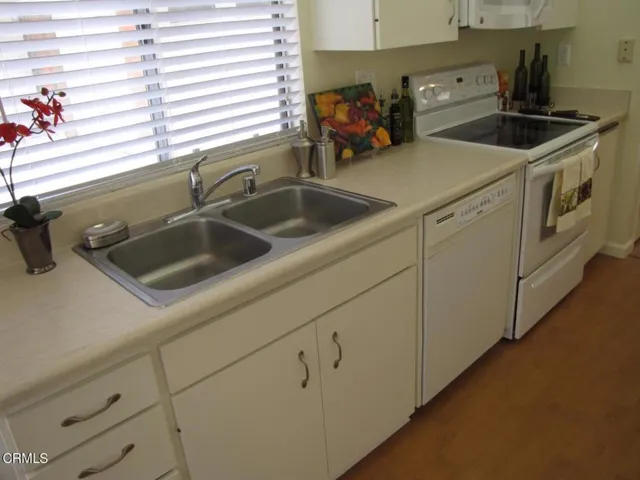 24125 Village 24e