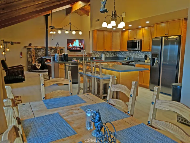 1417 Lassen Drive, Big Bear, California 92314