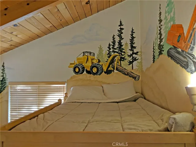 downstairs bedroom 2