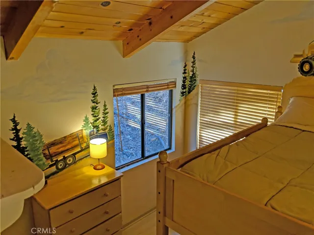 downstairs bedroom 2