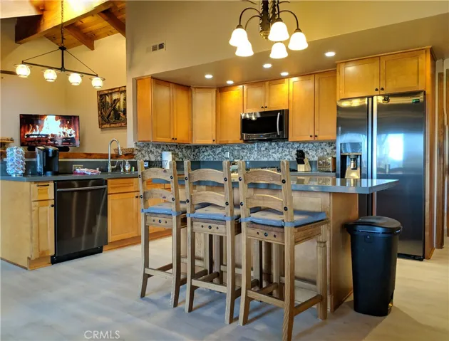 1417 Lassen Drive, Big Bear, California 92314